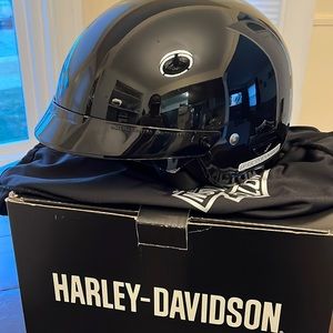 Harley motorcycle helmet with shield